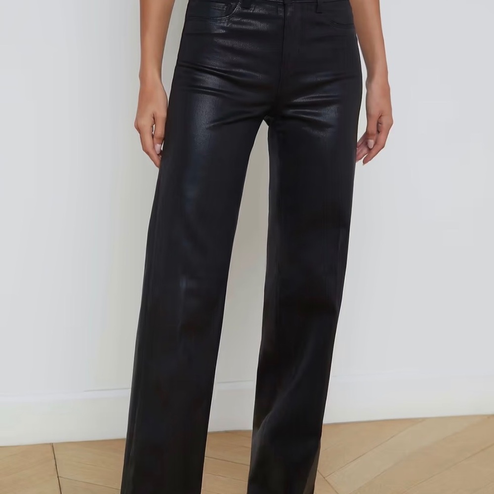 L’Agence Clayton Coaten Jean